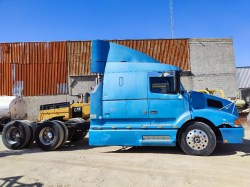 TRACTOCAMION- VOLVO- VNL64T-4244-13